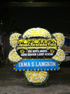 Papan Bunga Duka di Kirisik